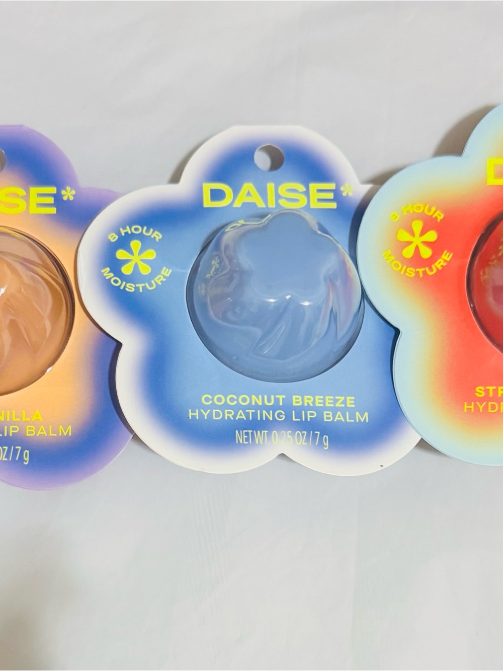 Brand New Daise Flower Lip Balm
Hydrating Trio Set - 3 Flavors